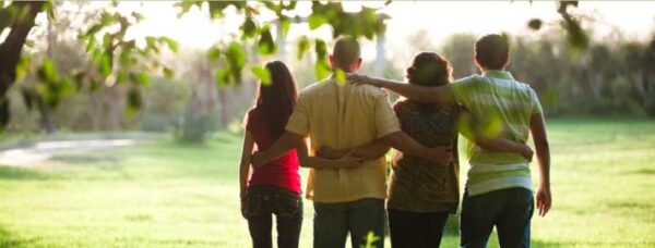 Backs-of-Family-710x270